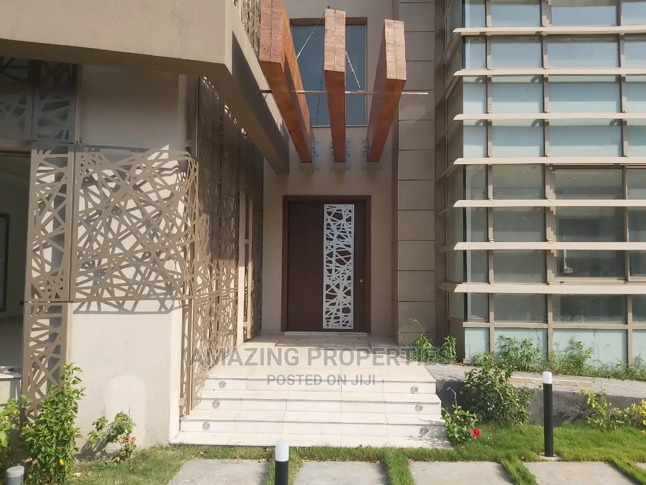4bdrm House in Amazing Properties, Cantonments for Rent