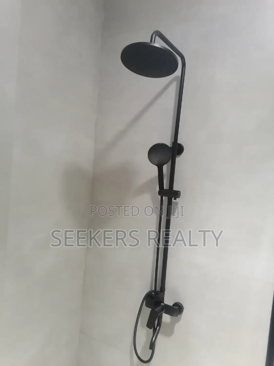 Furnished 2bdrm Apartment in Seekers Realty, Oxford Street for Rent