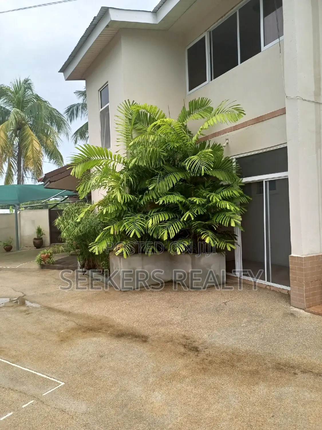 Furnished 1bdrm Apartment in Seekers Realty, Cantonments for rent