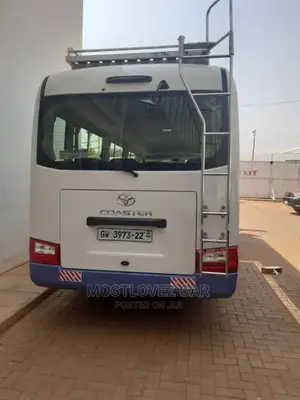 Car Rentals Buses for Rent for Trips Tours Funeral in Ghana