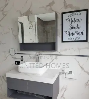 6bdrm House in East Legon for Sale