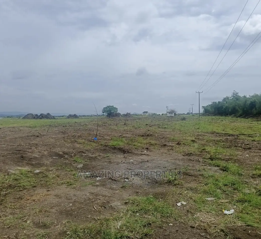8 Plots of Land at Community 25(Devtraco)