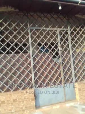 1bdrm House in Aiding Estate, Sunyani Municipal for rent