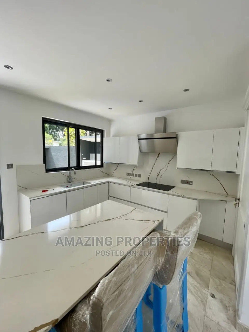 4bdrm House in Cantonments for rent