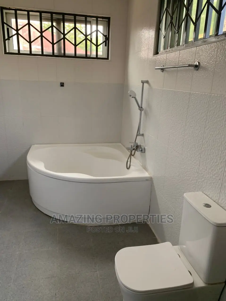 4bdrm House in Amazing Properties, Cantonments for Rent