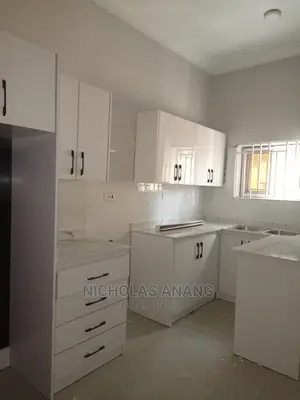 2bdrm Apartment in The Dorns Properties, New Town for rent