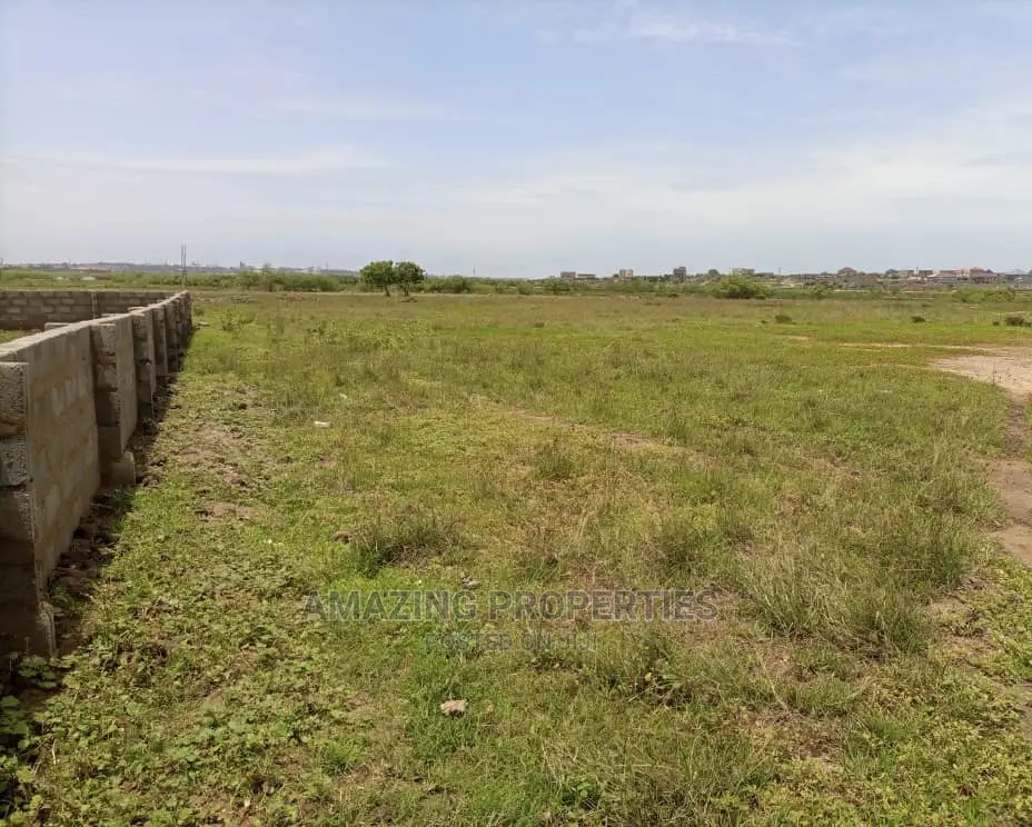 300 Acres of Land at Asebi Per Acre Is 100,000ghc