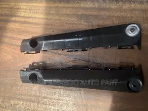 Toyota Camry Bumper Bracket 2012-