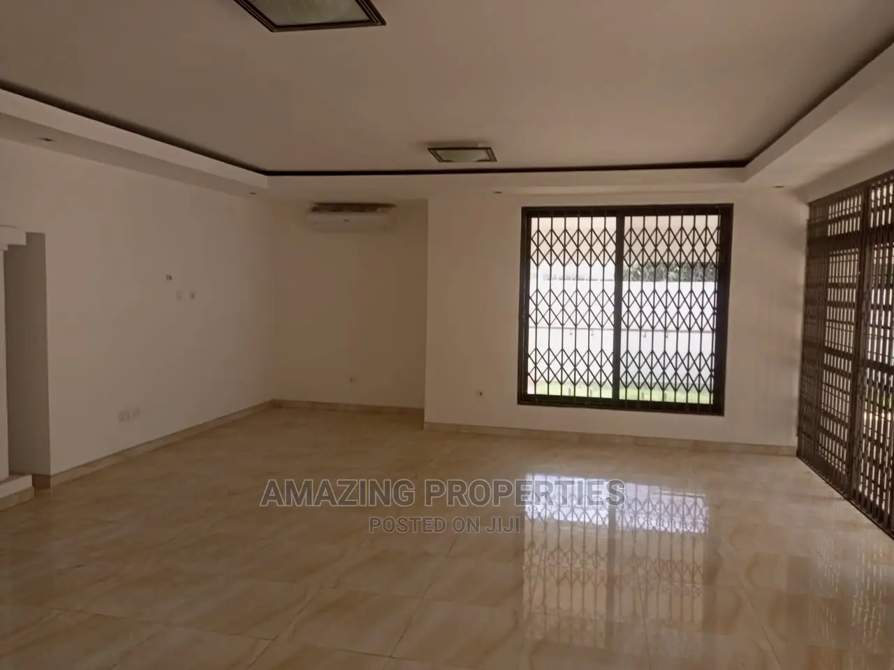 4bdrm House in Airport Residential, Cantonments for Rent