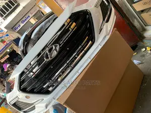 Hyundai Elantra 2017 Front Bumper And Grill Complete