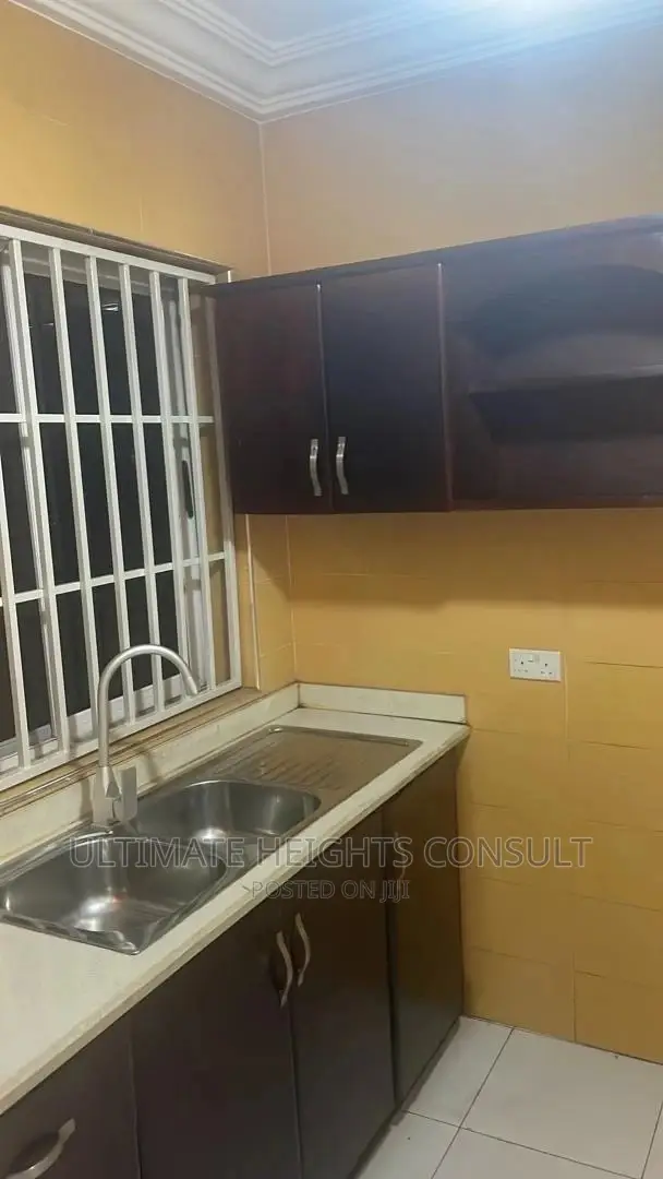 2bdrm Apartment in North Kaneshie for rent