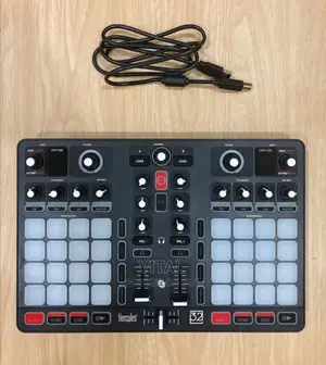 DJ Controller Hercules P32
