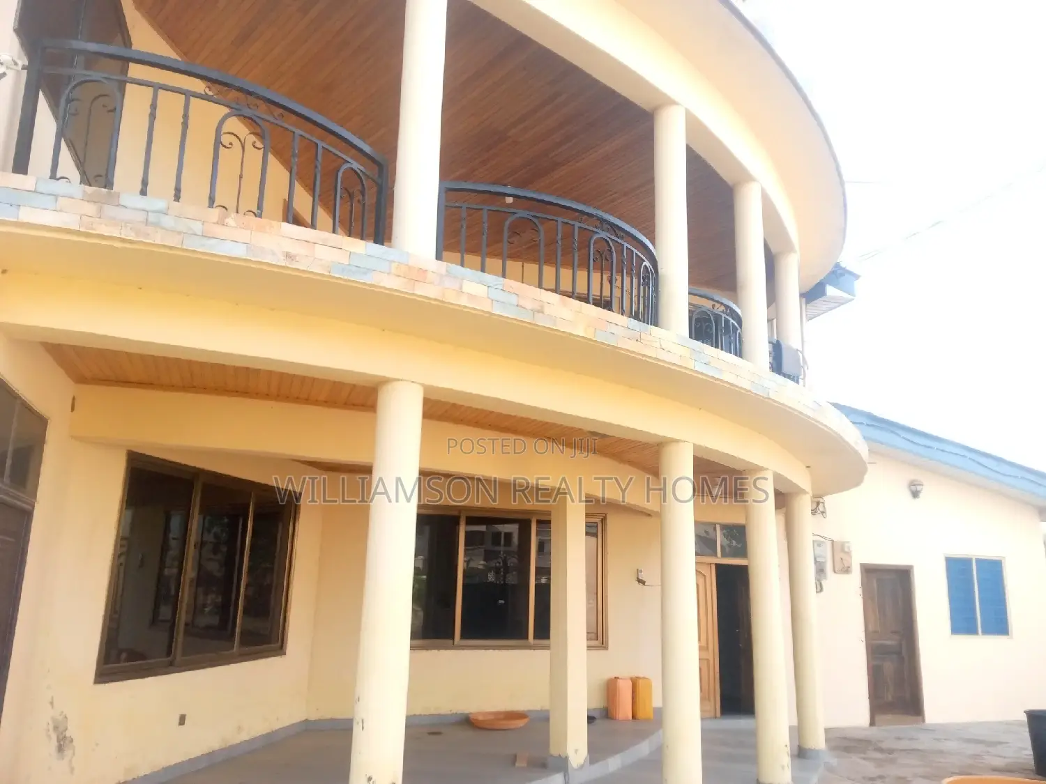 1bdrm Apartment in Hfc Estate, Spintex for rent
