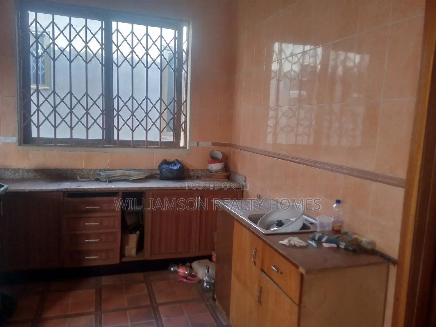 1bdrm Apartment in Hfc Estate, Spintex for rent