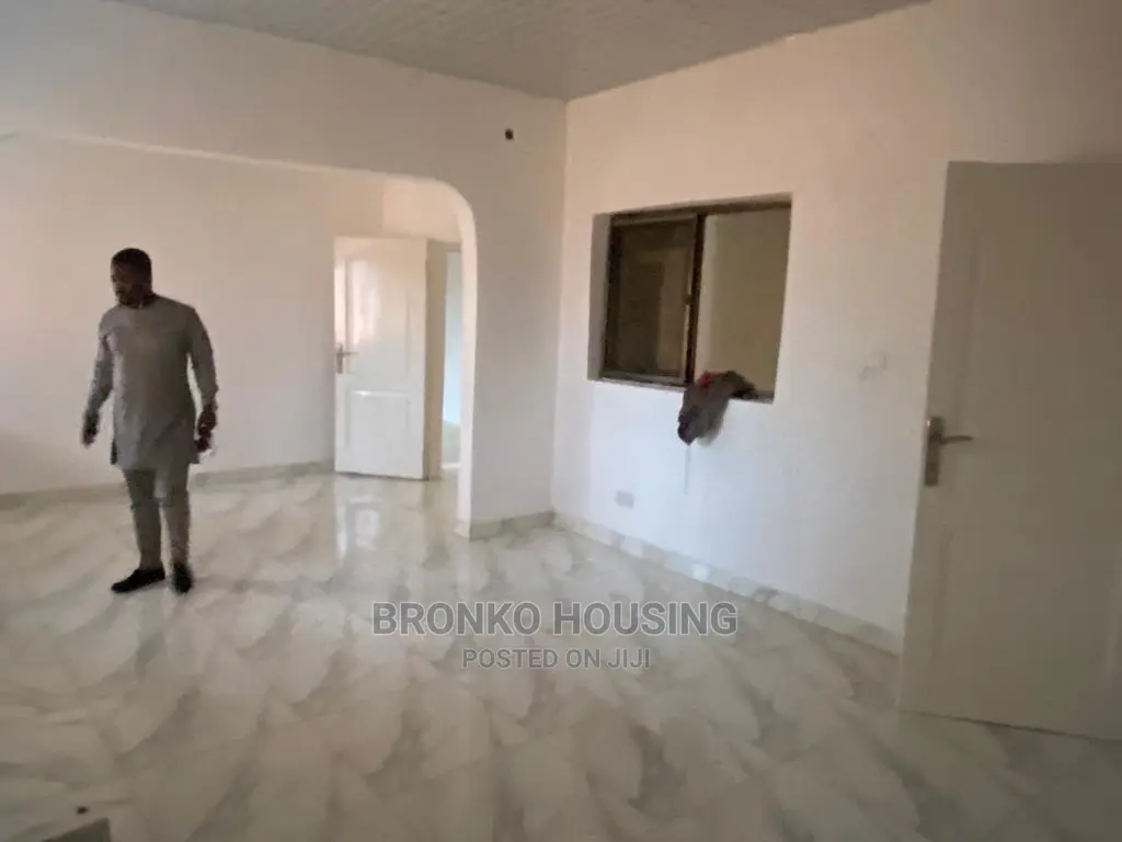 3bdrm House in Bronko Housing, Lashibi for rent