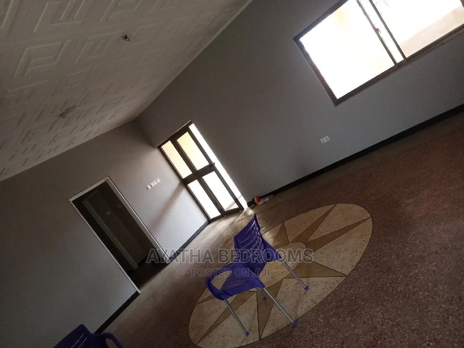 4bdrm House in Ayathar Bedroom, First Junction for Rent