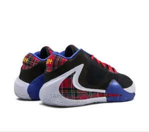 Nike Freak