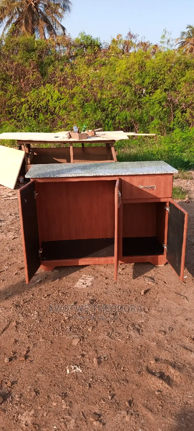 Quality Kitchen Cabinets ( Payment After Delivery)