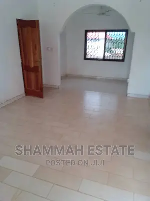 3bdrm Apartment in Aiding Estate, Sunyani Municipal for rent
