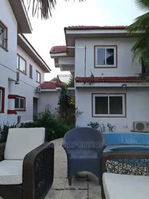 5bdrm House in Dki Properties, East Legon for Sale