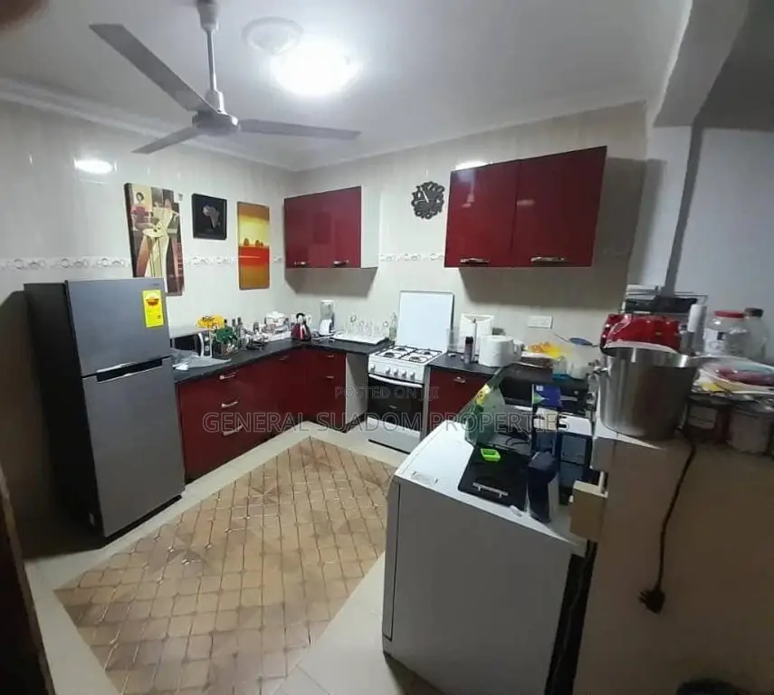 5bdrm Duplex in Suadom Properties, Baatsona Total for Sale