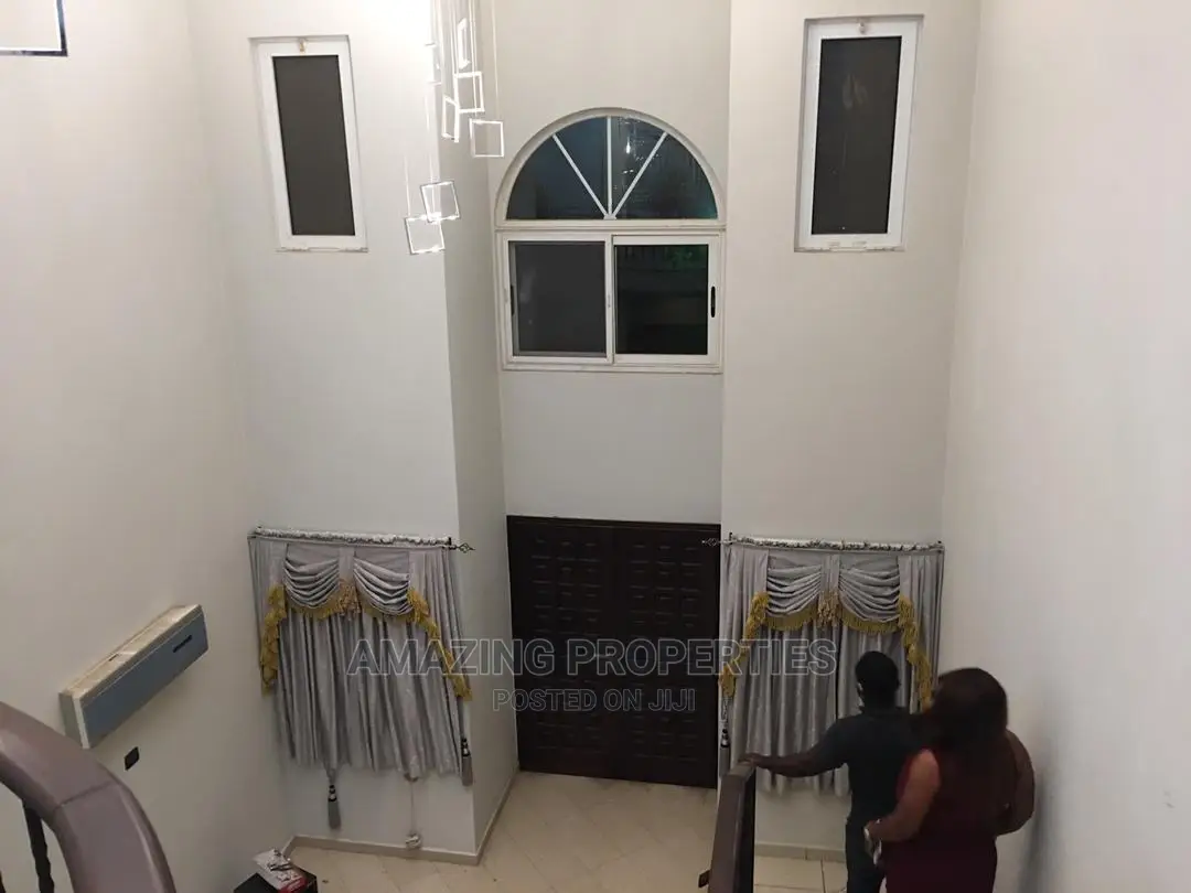 6bdrm House in Trasacco Valley, East Legon for sale