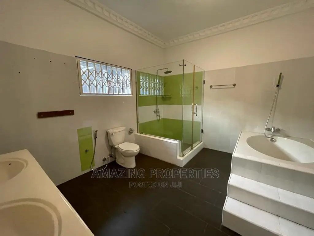 4bdrm House in Airport Hills for Sale