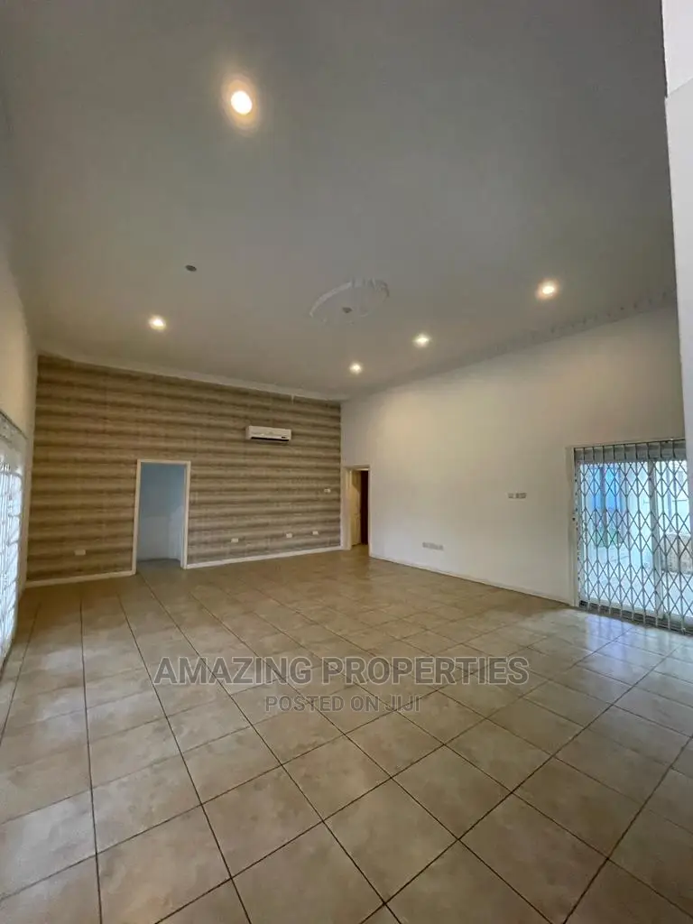 4bdrm House in Airport Hills for Sale