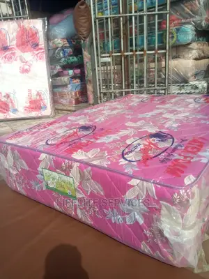 <16" Large Mattress Latex Foam