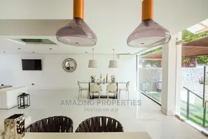 5bdrm Townhouse/Terrace in for Rent 5 Bedroom, Cantonments for Rent