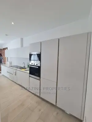 4bdrm Townhouse/Terrace in Cantonments for Rent