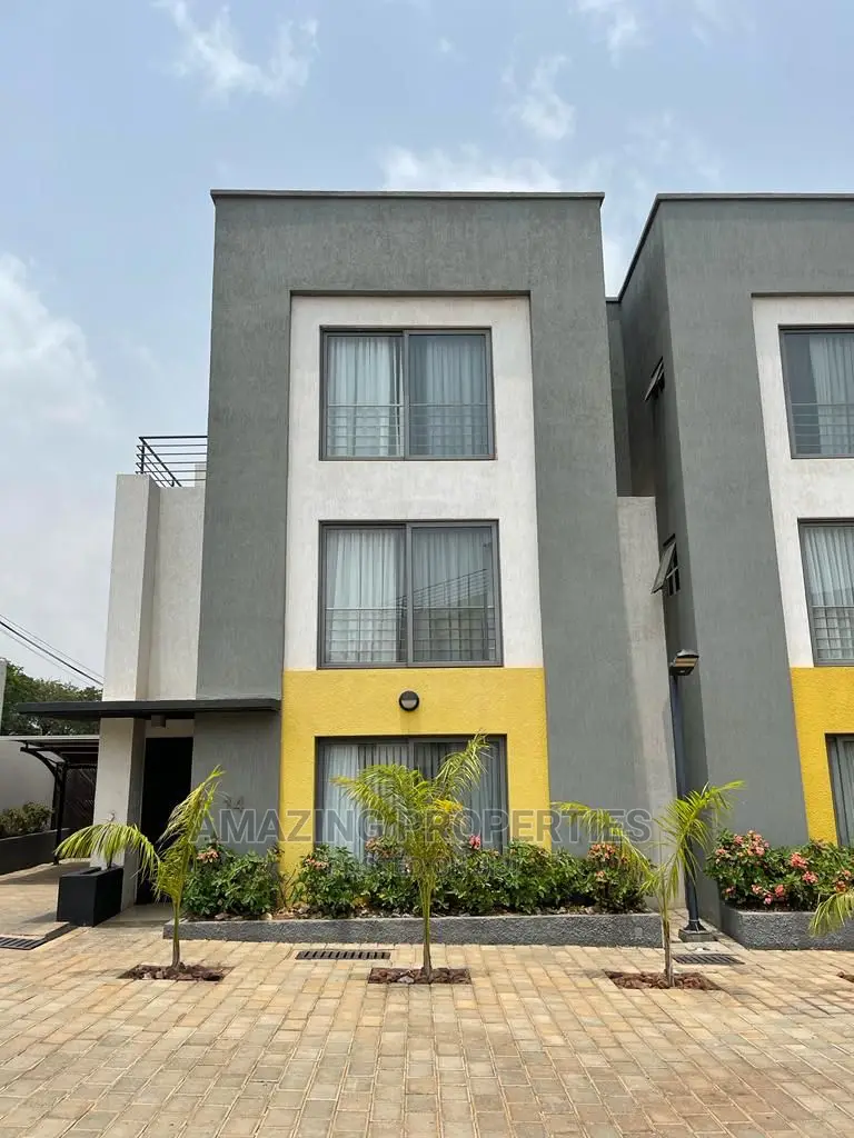Furnished 4bdrm House in 4 Bedroom Townhouse, Cantonments for Rent