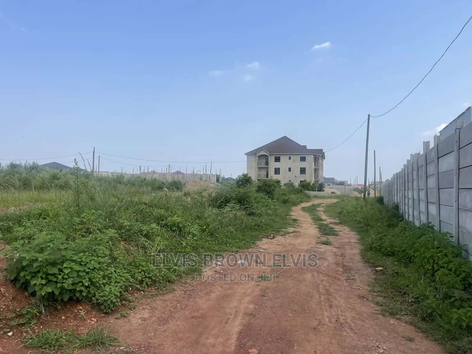 Litigation Free Plot of Land for Sale at the Back Lakesid