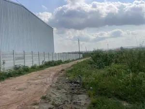 4 Plot of Land for Sale at Back of Lakeside Estate