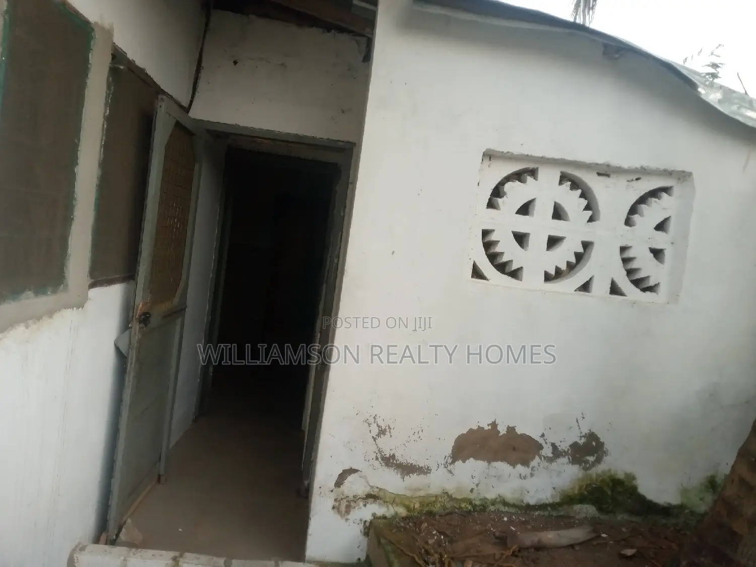 1bdrm House in Ecobank, Kotobabi, Spintex for rent