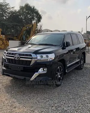 Car Rentals Rent a Toyota Land-Cruisers V8 for Business Trip