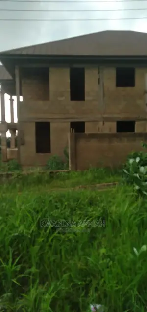 7bdrm Block of Flats in Mark Estate At, Kumasi Metropolitan for sale