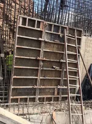 Tank/Retaining Wall/Gutter/Formwork/