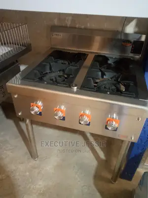 4 Burner Gas Stove
