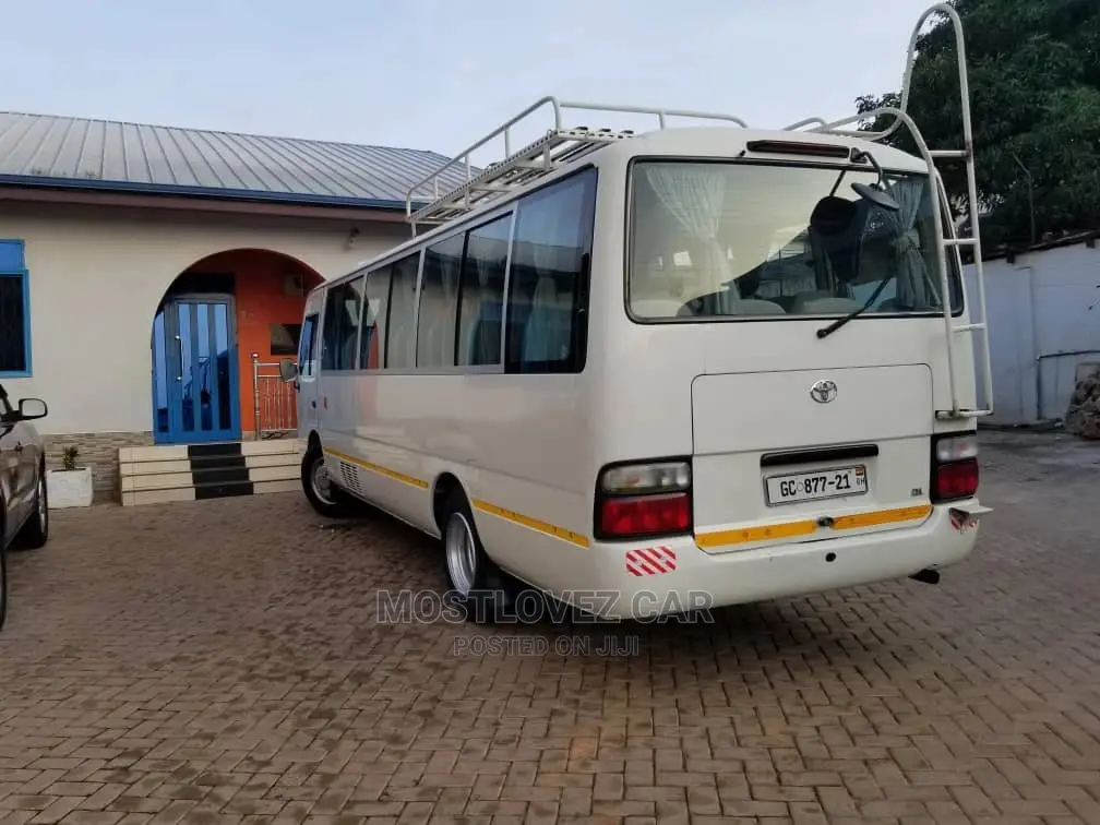 Car Rentals Buses for Rent in Ghana for Tours Funerals Trips
