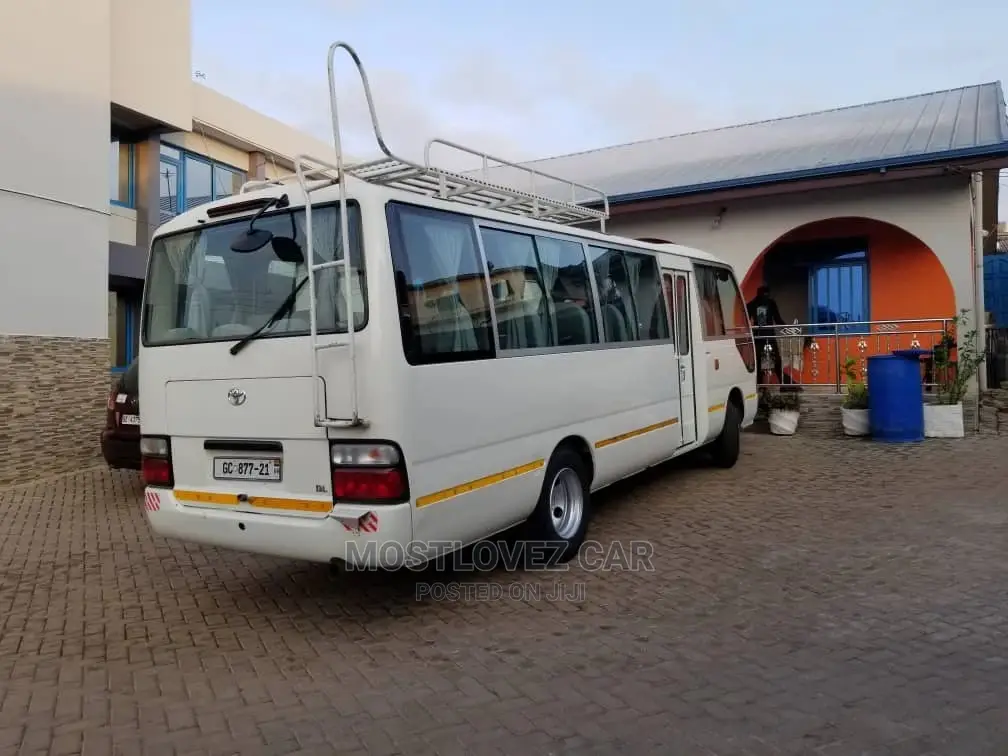 Car Rentals Buses for Rent in Ghana for Tours Funerals Trips