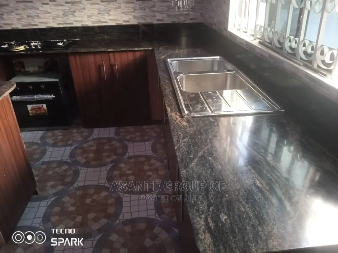 Quality and Affordable Modern Kitchen Cabinets