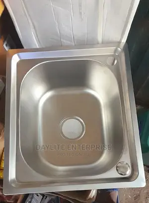 Single Armless Sink
