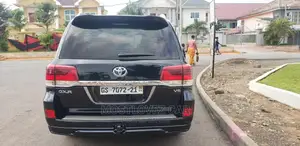 Cars for Rent Landcruiser V8 for Rent in Greater Accra Tours
