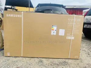 Samsung Crystal Ultra HD (4K) Smart LED 65”Series 8 2021 Tv