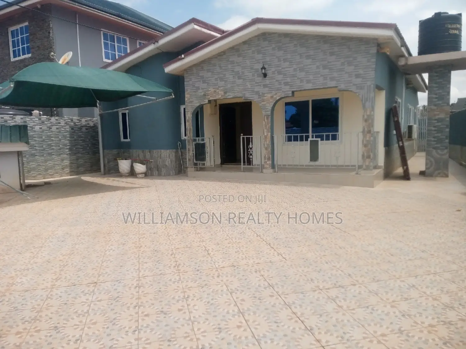 3bdrm House in Collins Dauda,, Spintex for rent