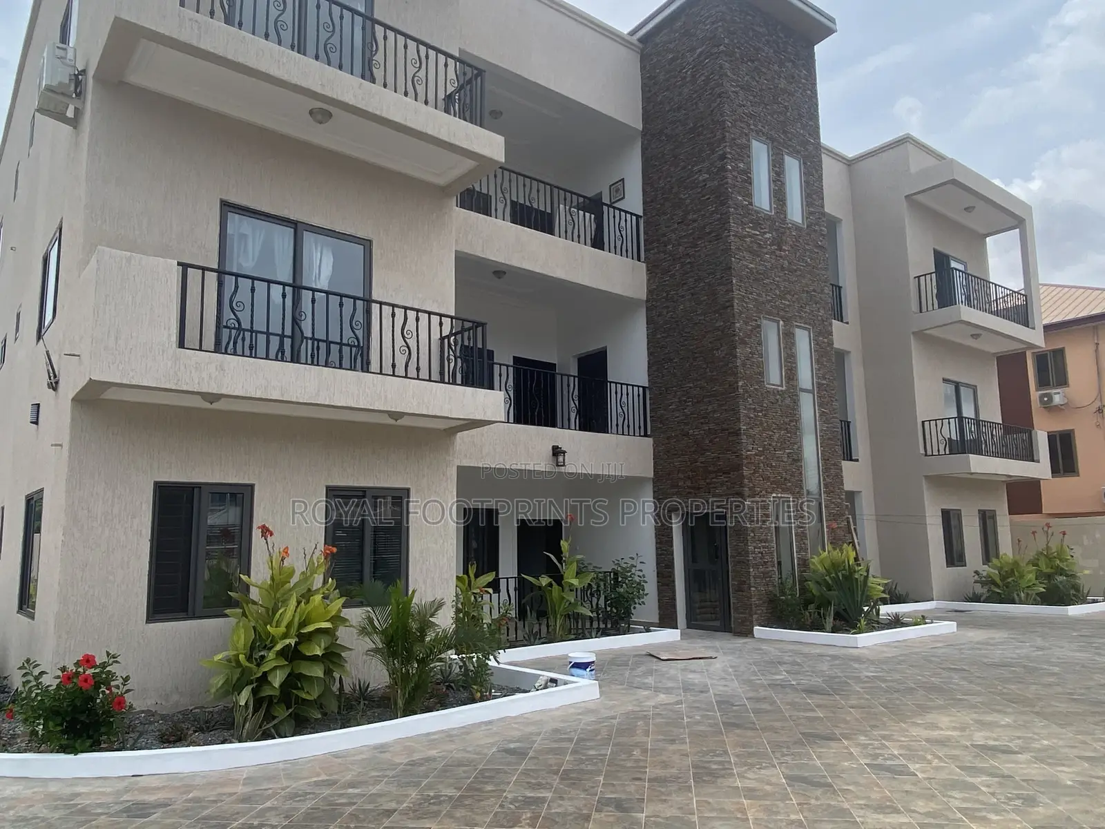 Furnished 2bdrm Apartment in East Legon for rent