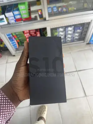 New Samsung Galaxy S10 128 GB Blue