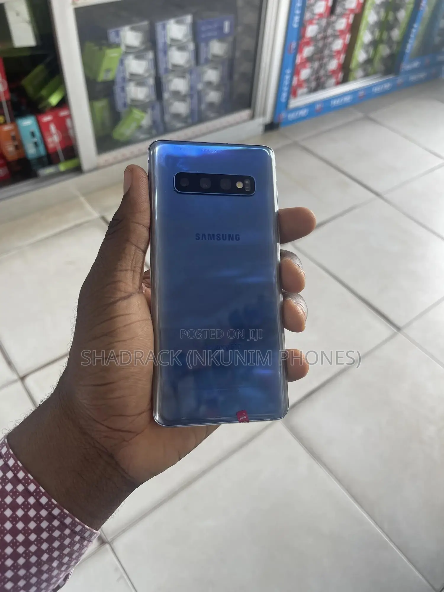 New Samsung Galaxy S10 128 GB Blue
