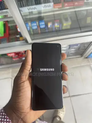 New Samsung Galaxy S10 128 GB Blue